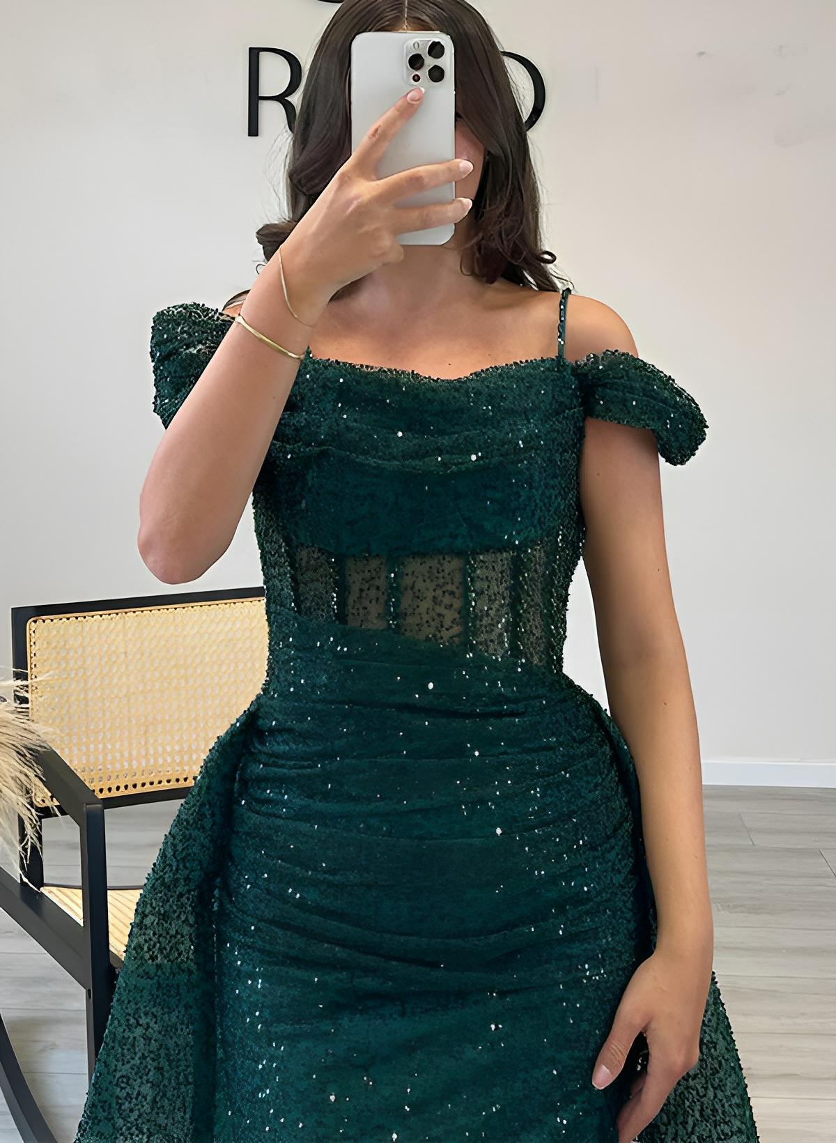 Fashion Sleeveless Sweep Train Sequined Evening Dresses