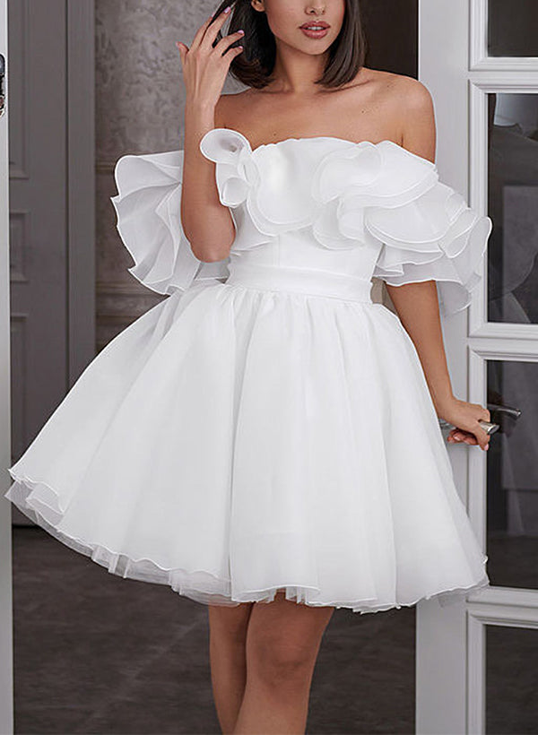 A-Line/Princess V Neck Tulle Lace Sweep Train Wedding Dresses With Appliques Lace
