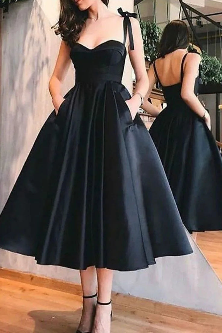 A-Line Satin Sweetheart Cocktail Dresses With Pockets