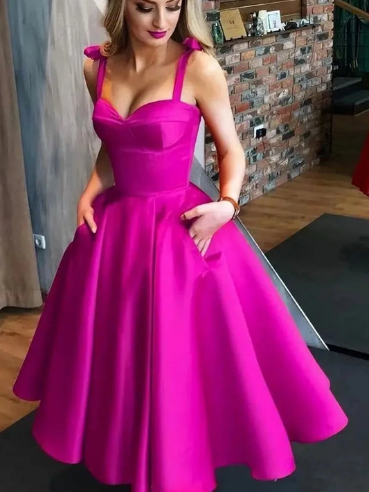 A-Line Satin Sweetheart Cocktail Dresses With Pockets