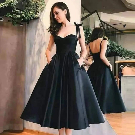 A-Line Satin Sweetheart Cocktail Dresses With Pockets